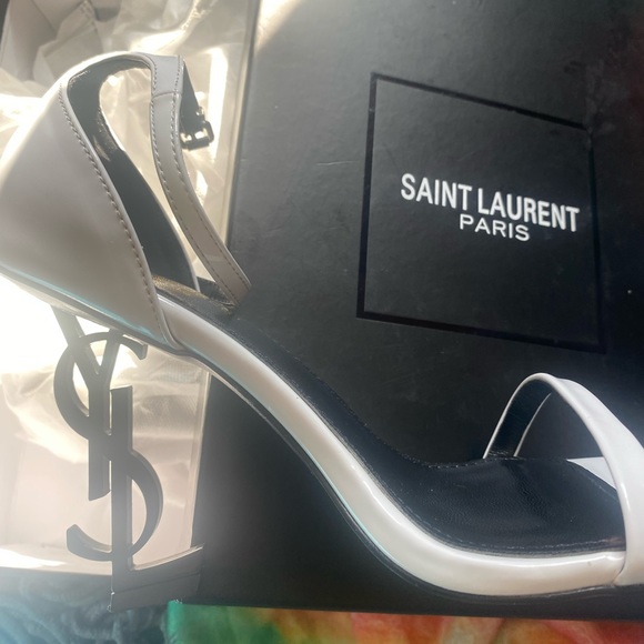 Brand new never worn size 37 or better offer - Picture 2 of 5